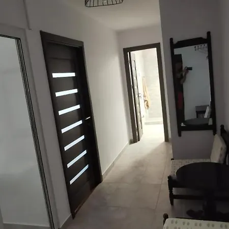 Ground Floor Beach Studio Apartment